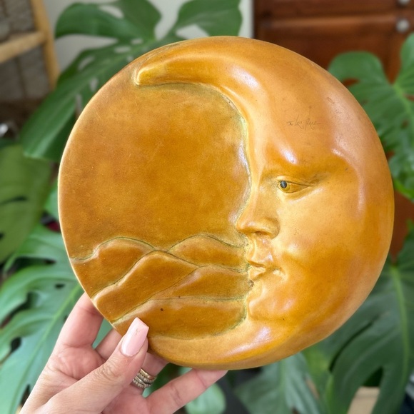 Vintage J. Luis Perez Signed Moon Face Wall Plaque Ceramic Folk Art 8" - Picture 1 of 4